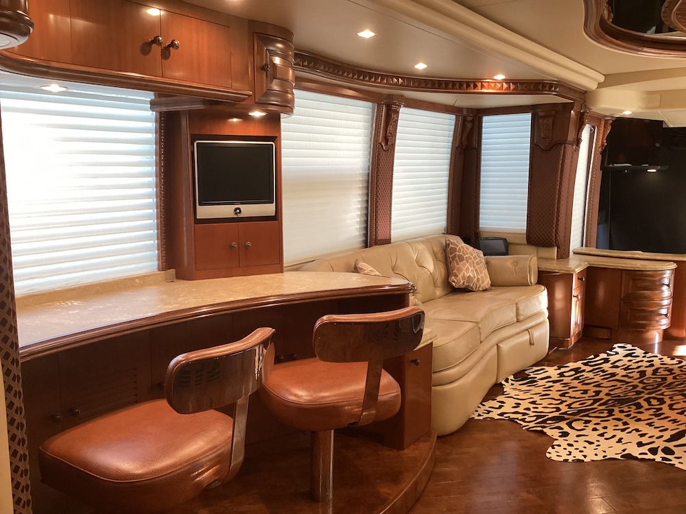 2008 Prevost  H3-45 For Sale