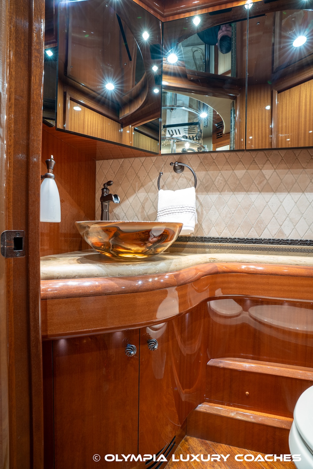 2009 Prevost Liberty  H3-45 For Sale