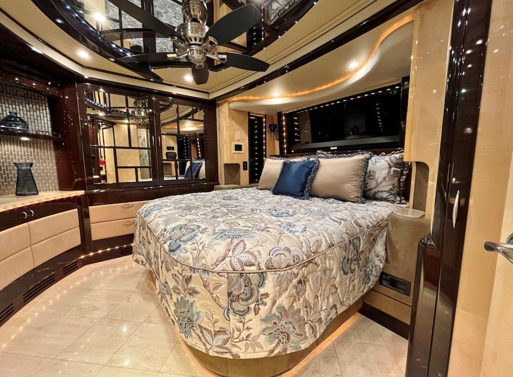 2009 Prevost Liberty H3-45 For Sale