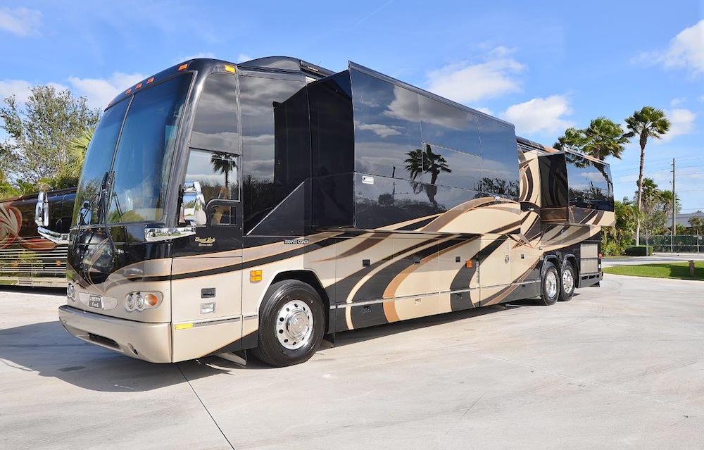 2009 Prevost Liberty H3-45 For Sale