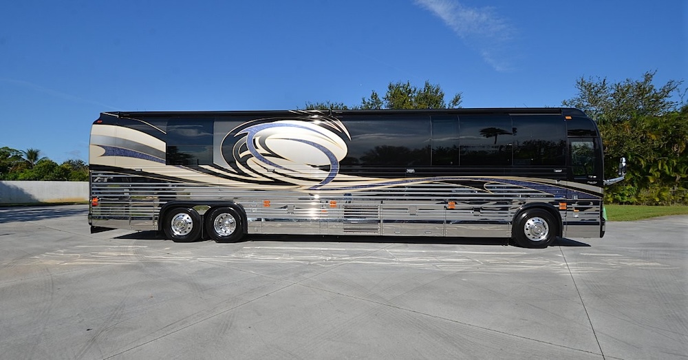 2009 Prevost Liberty XLII For Sale