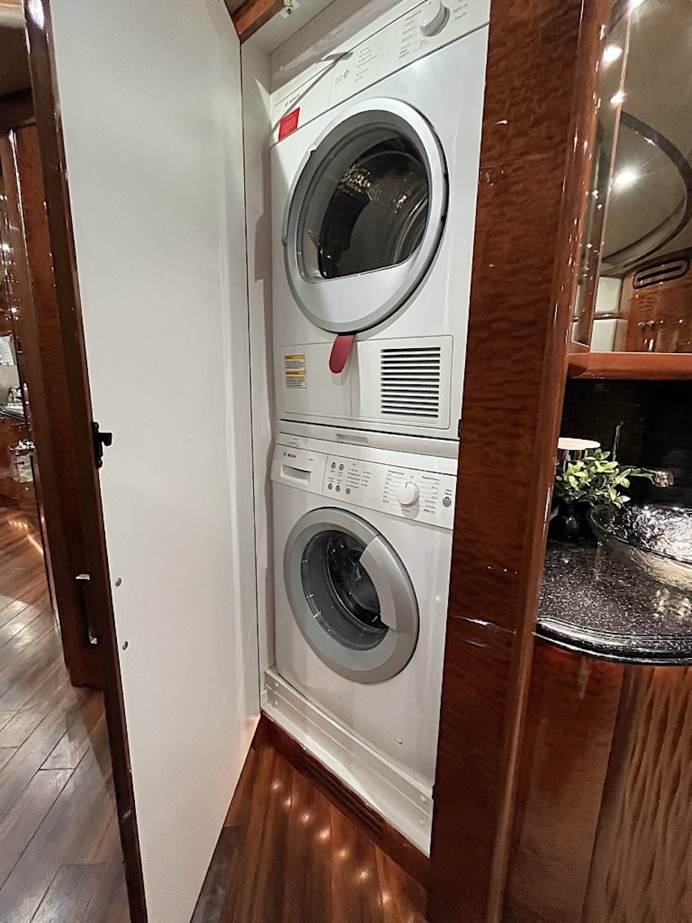 2009 Prevost Liberty XLII For Sale