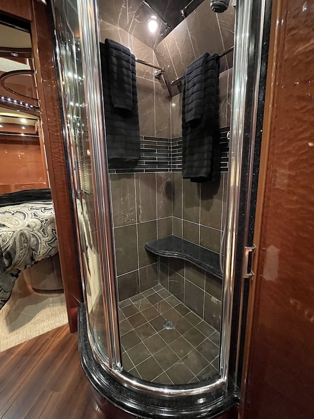 2009 Prevost Liberty XLII For Sale