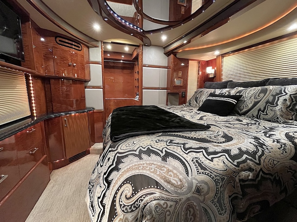 2009 Prevost Liberty XLII For Sale