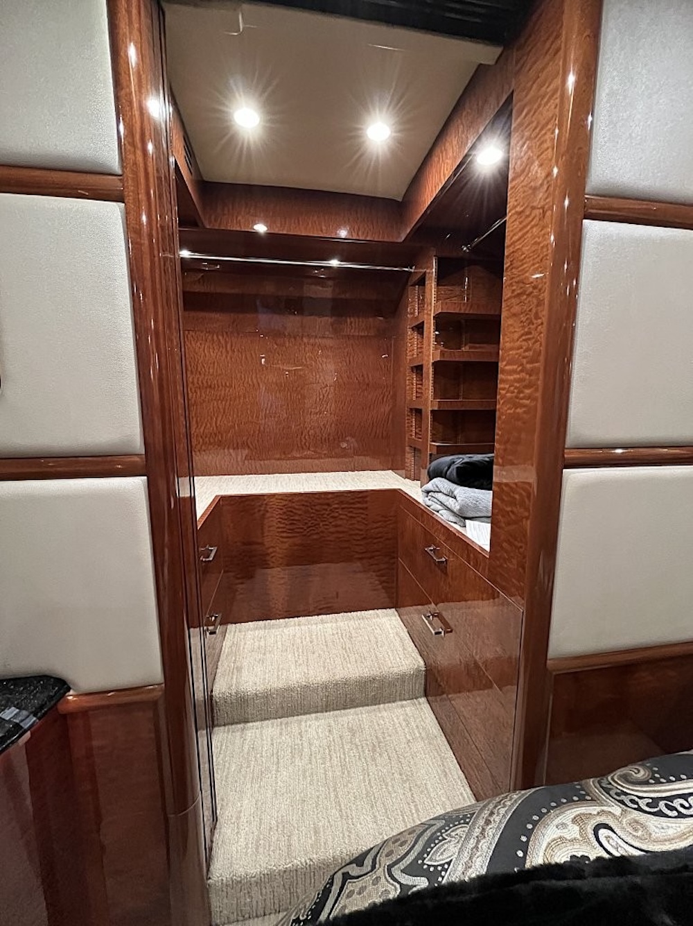 2009 Prevost Liberty XLII For Sale