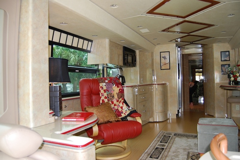 2009 Prevost Marathon H3-45 For Sale