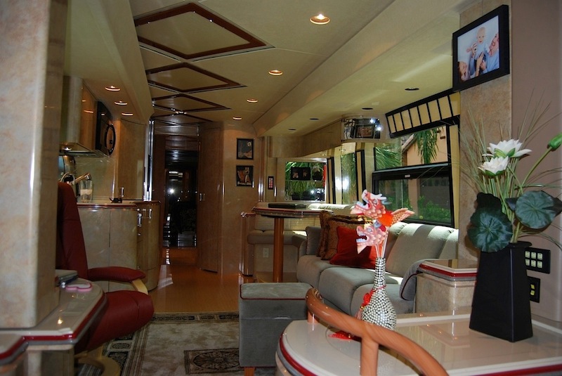 2009 Prevost Marathon H3-45 For Sale