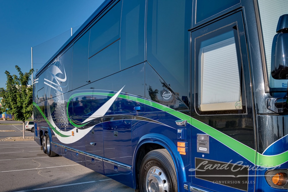 2009 Prevost Marathon  H3-45 For Sale
