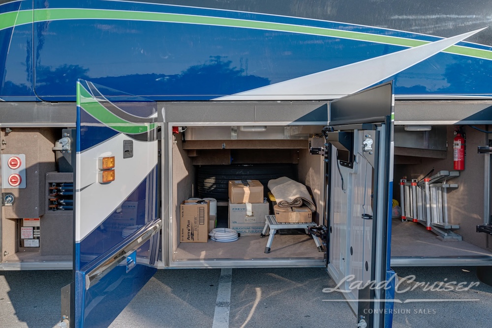 2009 Prevost Marathon  H3-45 For Sale