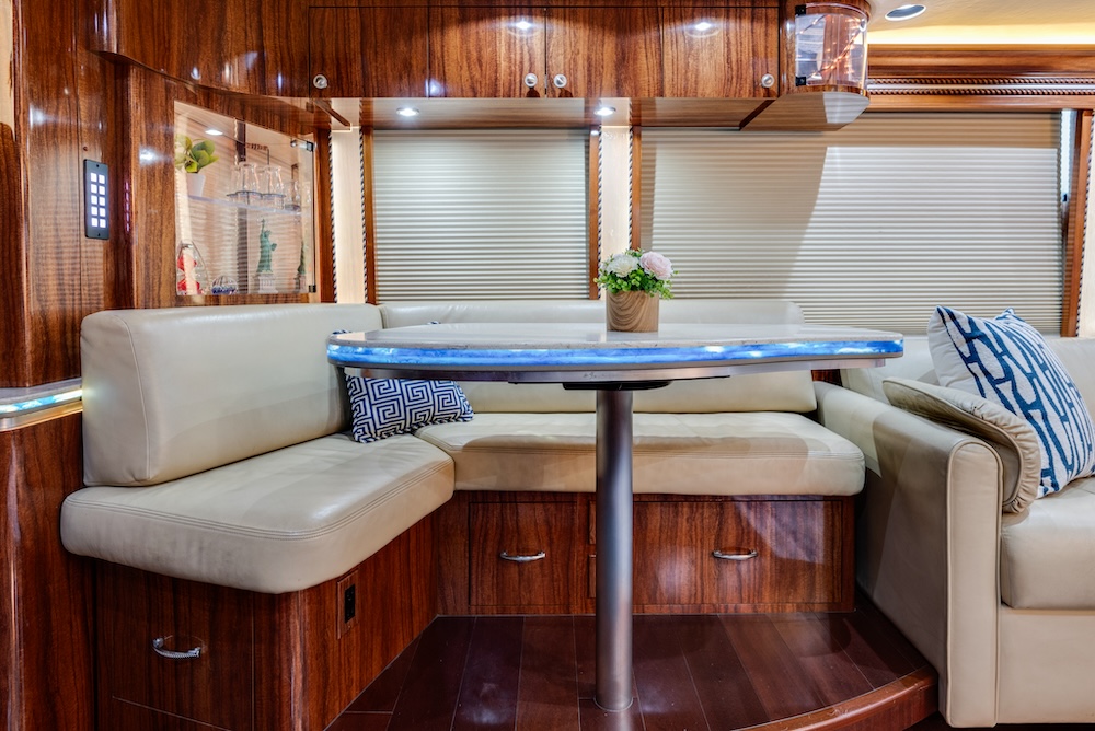 2009 Prevost Marathon H3-45 For Sale