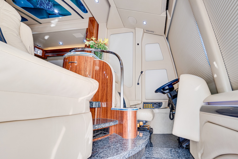 2009 Prevost Marathon H3-45 For Sale