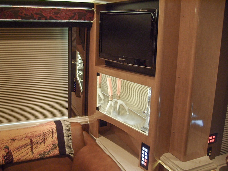 2009 Prevost Marathon H3-45 For Sale