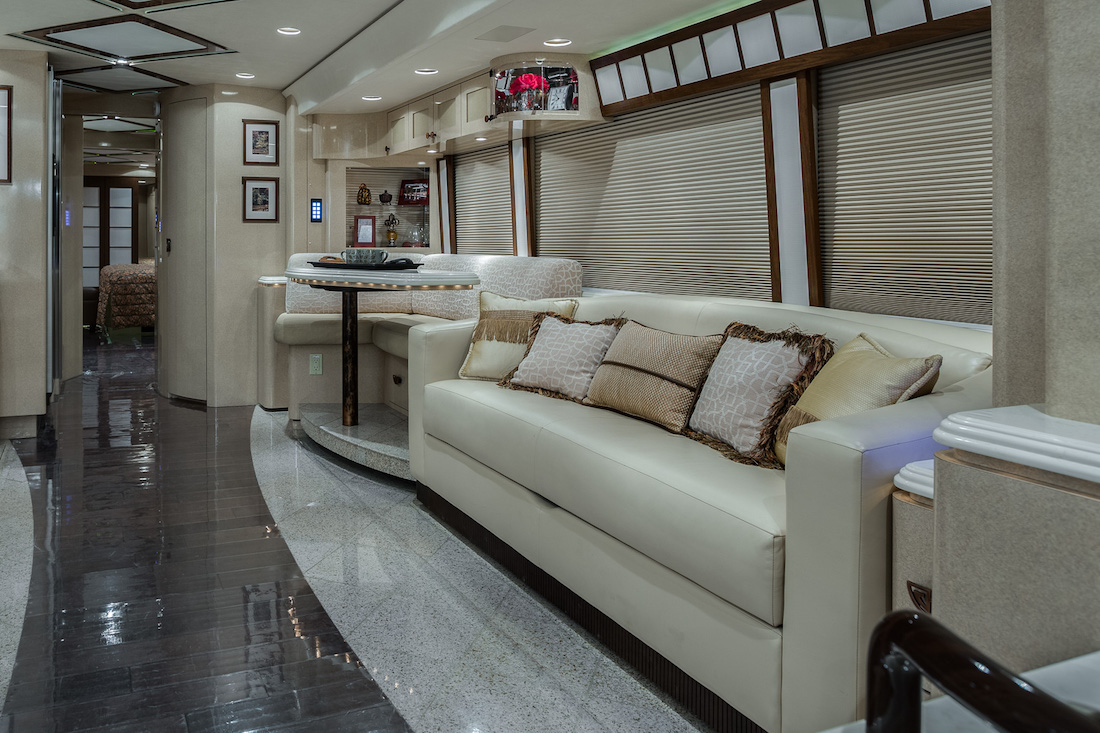 2009 Prevost Marathon H3-45 For Sale