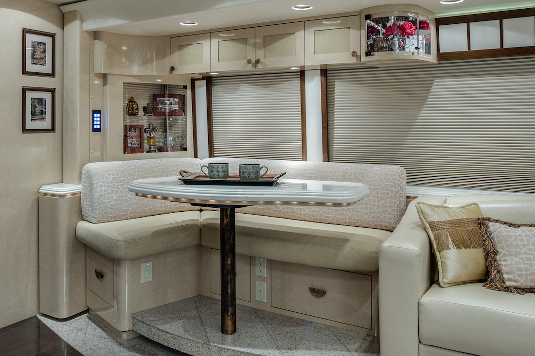 2009 Prevost Marathon H3-45 For Sale