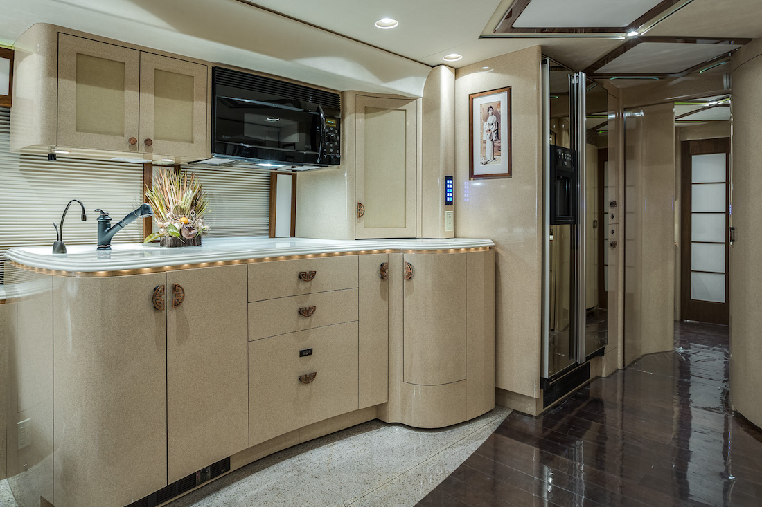 2009 Prevost Marathon H3-45 For Sale