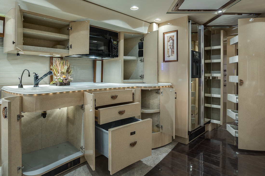 2009 Prevost Marathon H3-45 For Sale