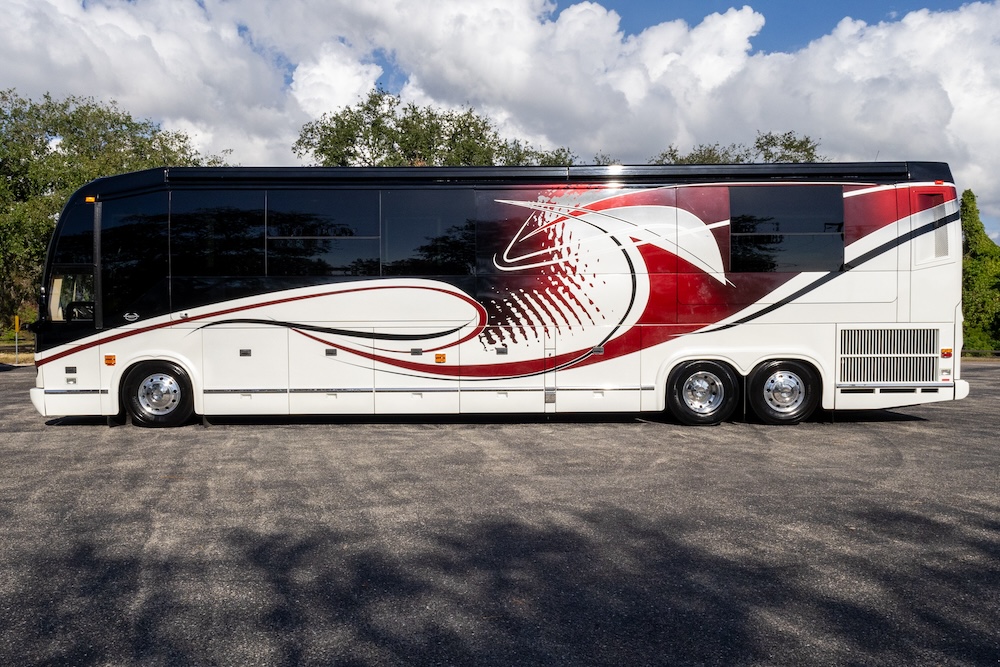 2009 Prevost Marathon  H3-45 For Sale