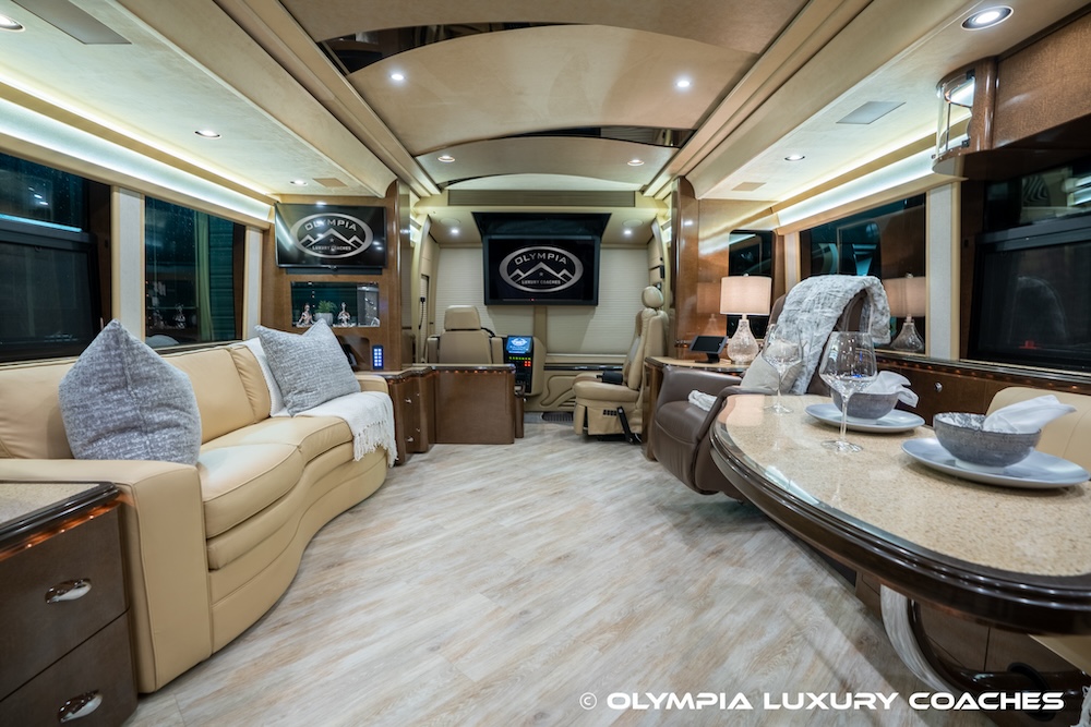 2009 Prevost Marathon XLII For Sale