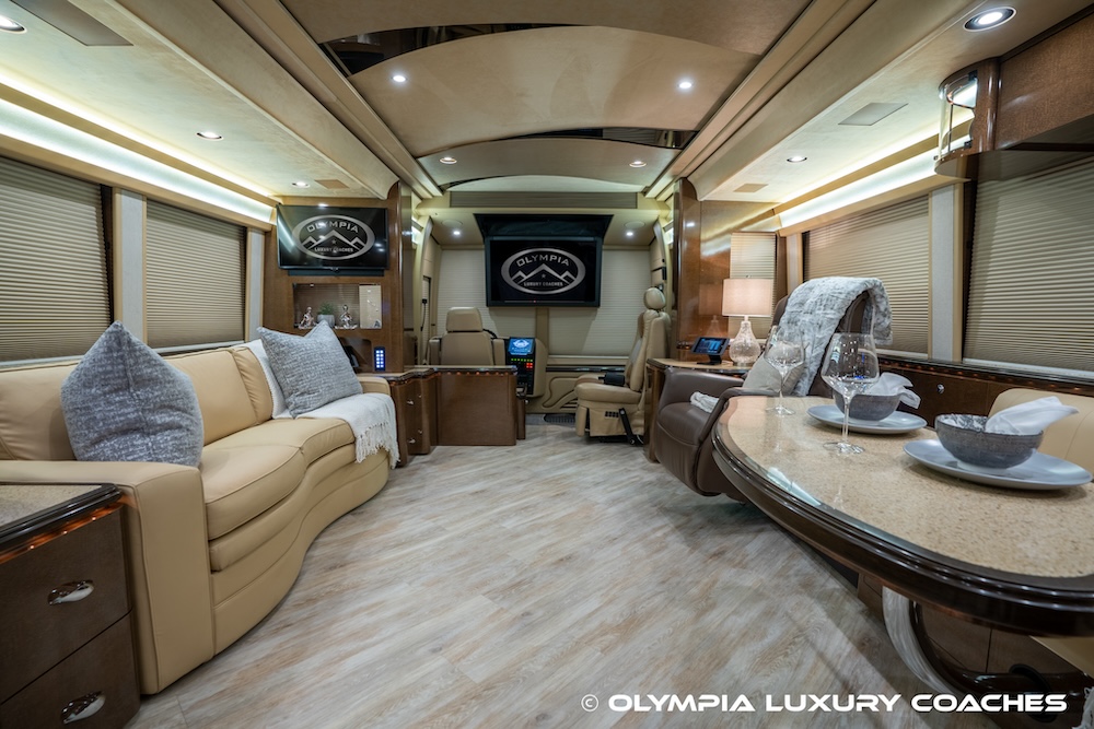 2009 Prevost Marathon XLII For Sale