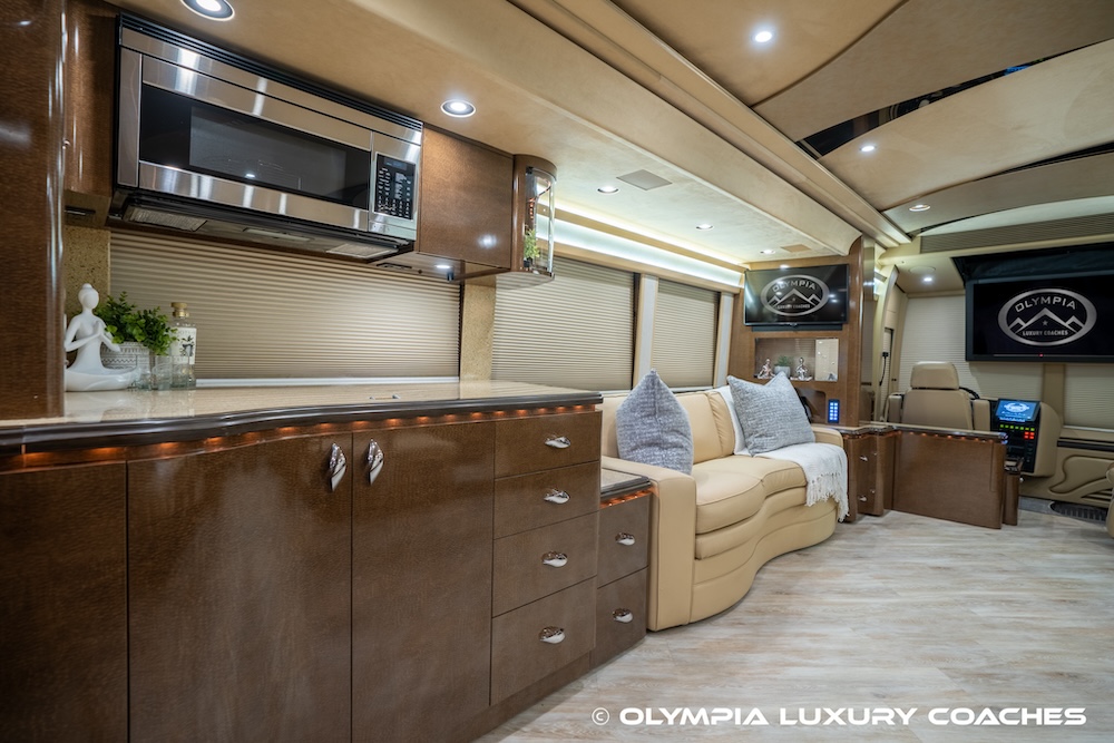 2009 Prevost Marathon XLII For Sale