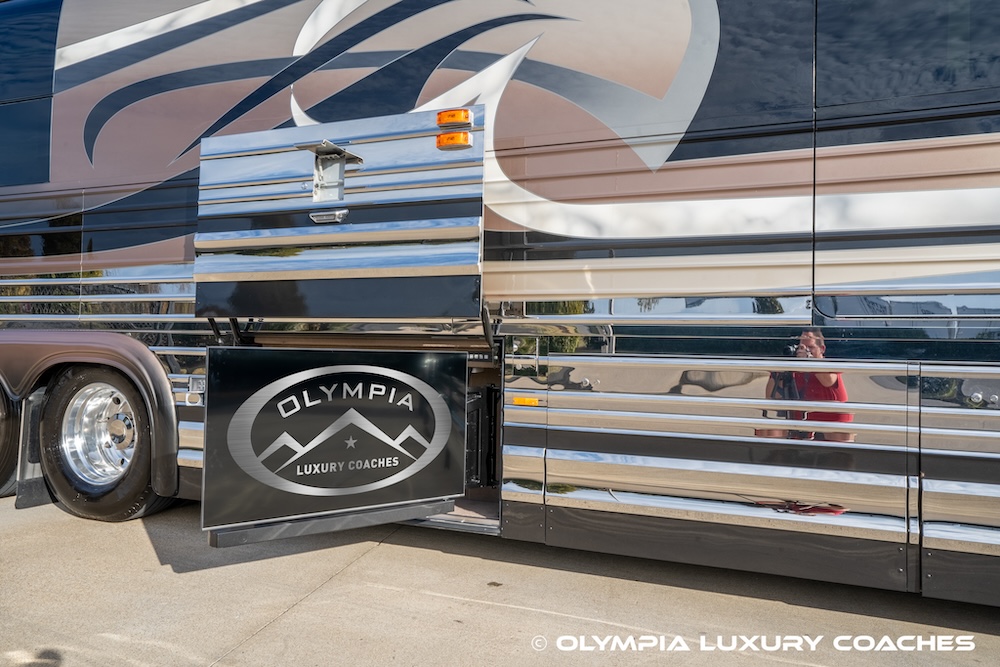 2009 Prevost Marathon XLII For Sale