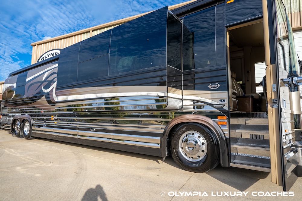 2009 Prevost Marathon XLII For Sale