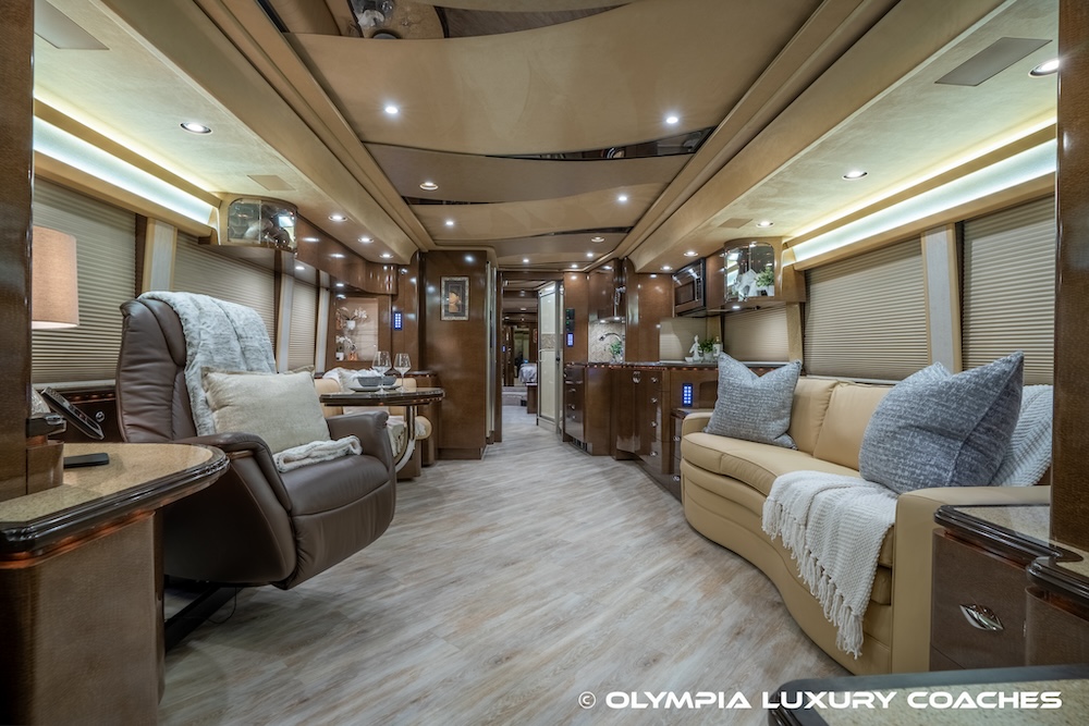 2009 Prevost Marathon XLII For Sale