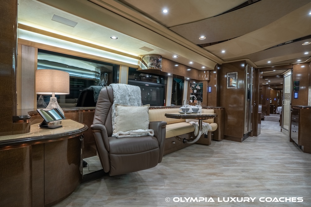 2009 Prevost Marathon XLII For Sale