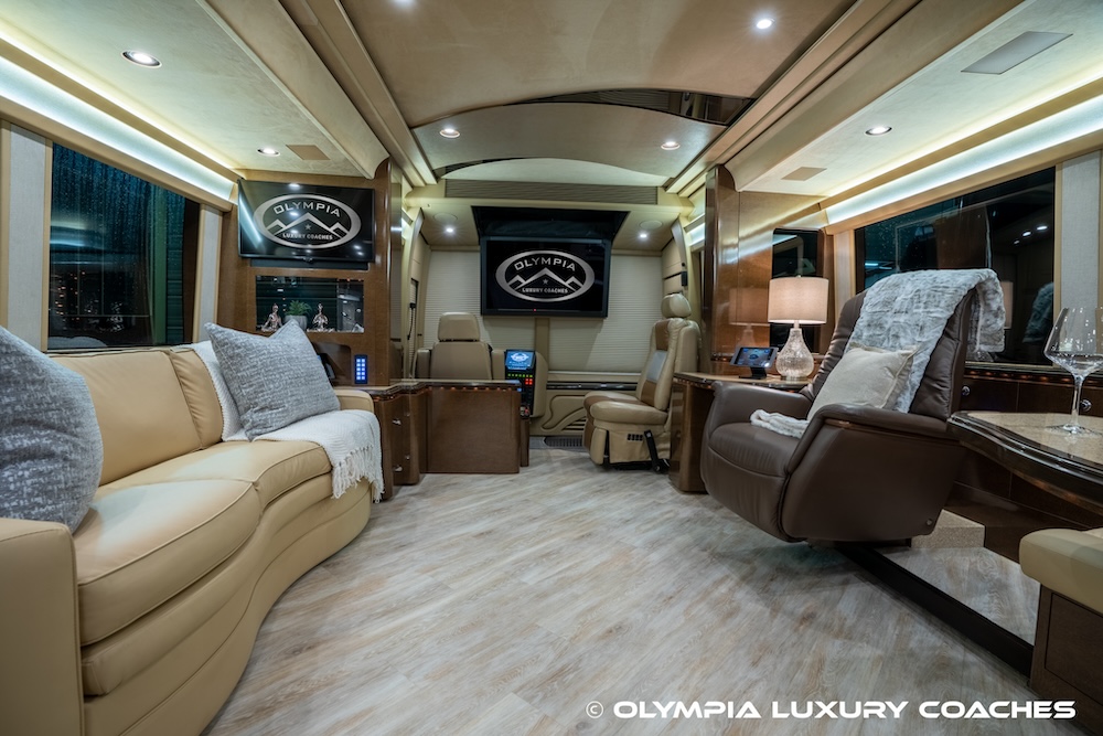 2009 Prevost Marathon XLII For Sale