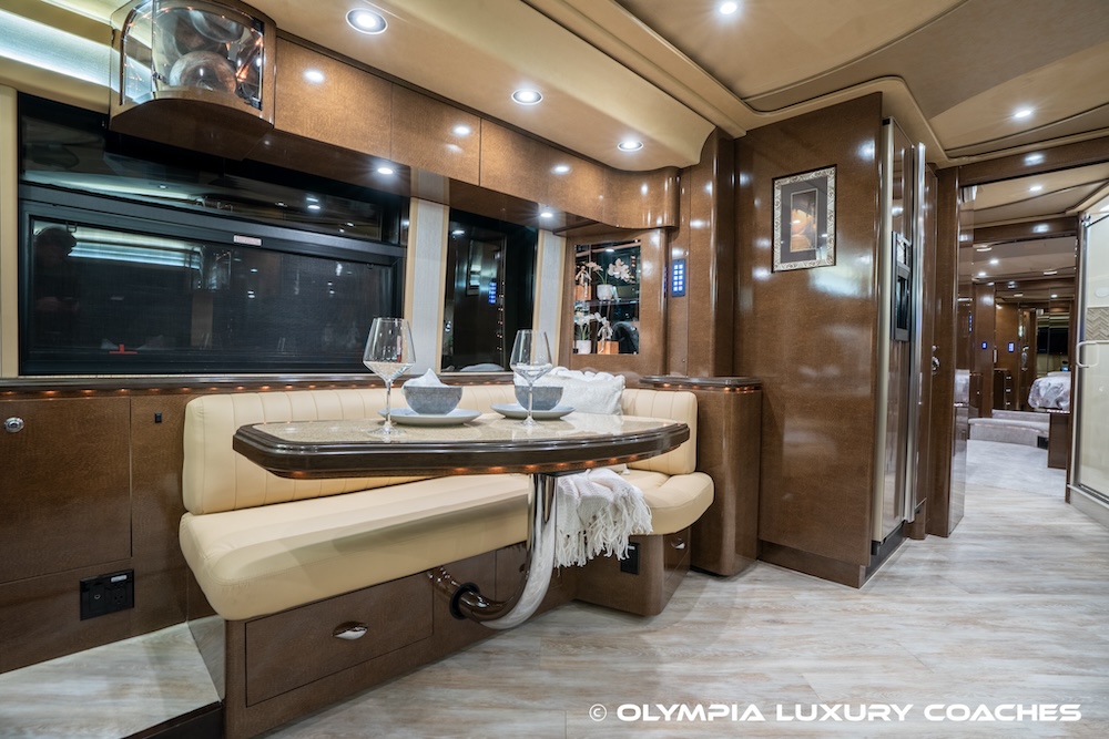 2009 Prevost Marathon XLII For Sale