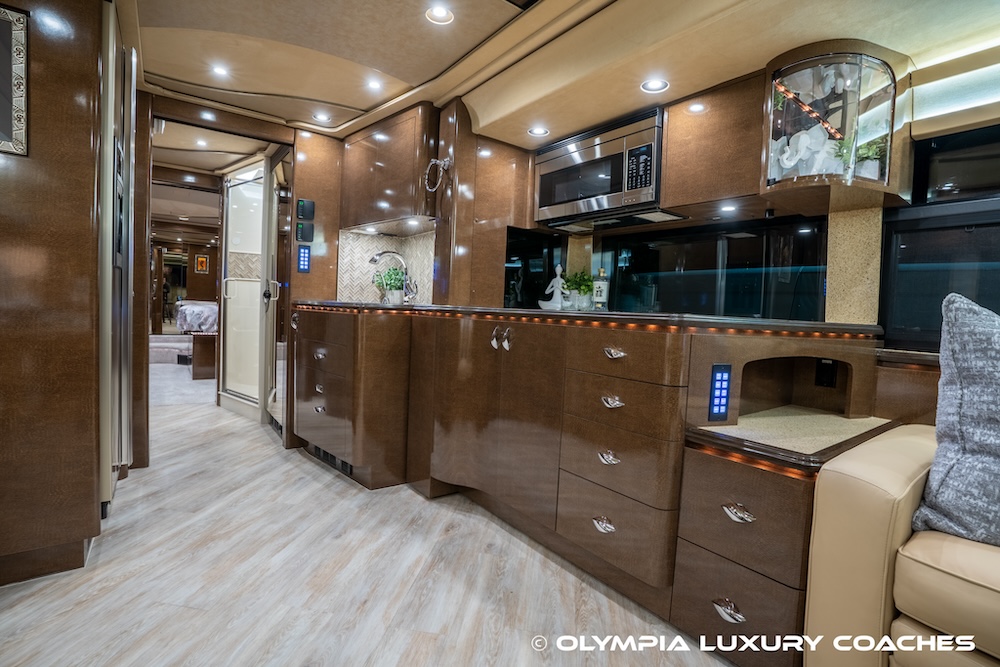 2009 Prevost Marathon XLII For Sale