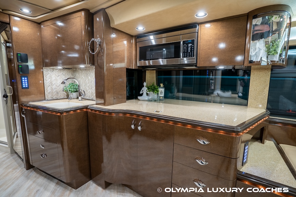 2009 Prevost Marathon XLII For Sale