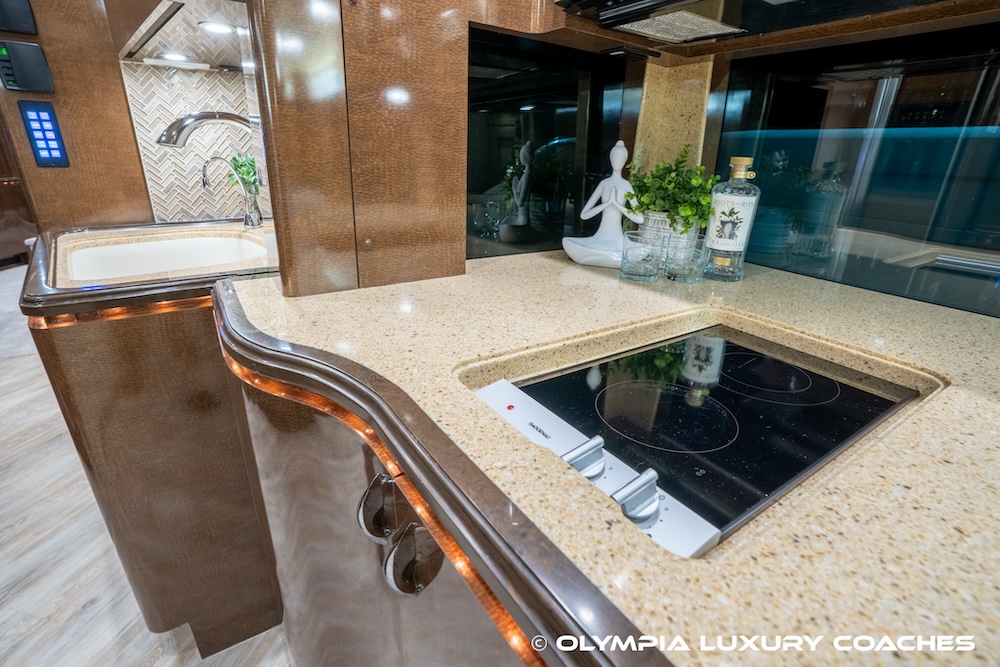 2009 Prevost Marathon XLII For Sale