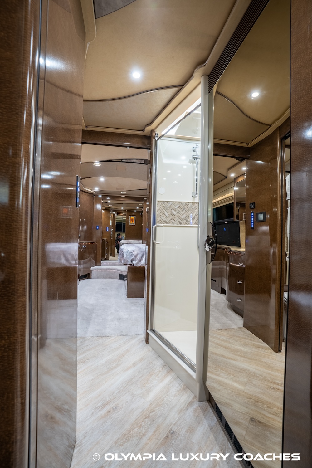 2009 Prevost Marathon XLII For Sale