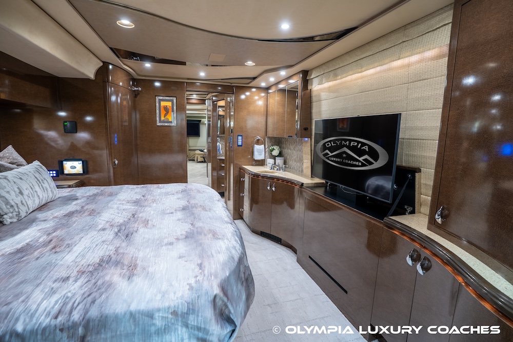 2009 Prevost Marathon XLII For Sale