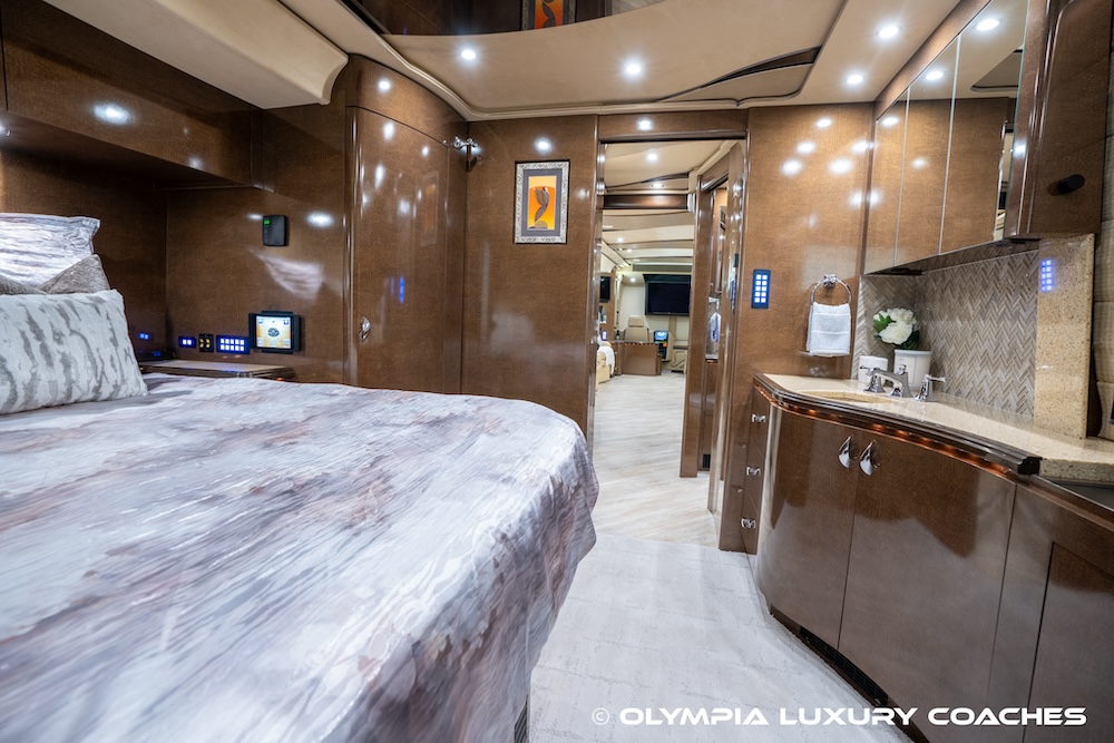 2009 Prevost Marathon XLII For Sale