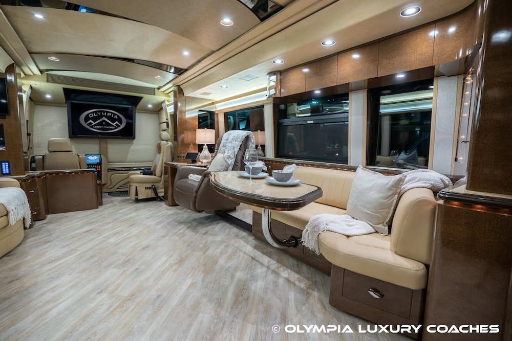 2009 Prevost Marathon XLII For Sale