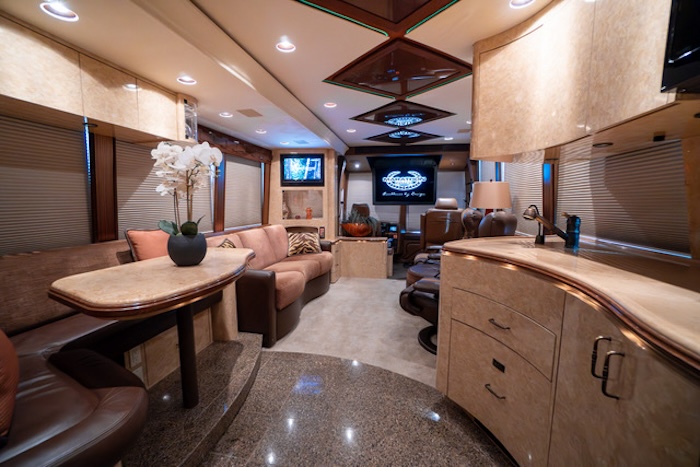 2009 Prevost  XLII For Sale