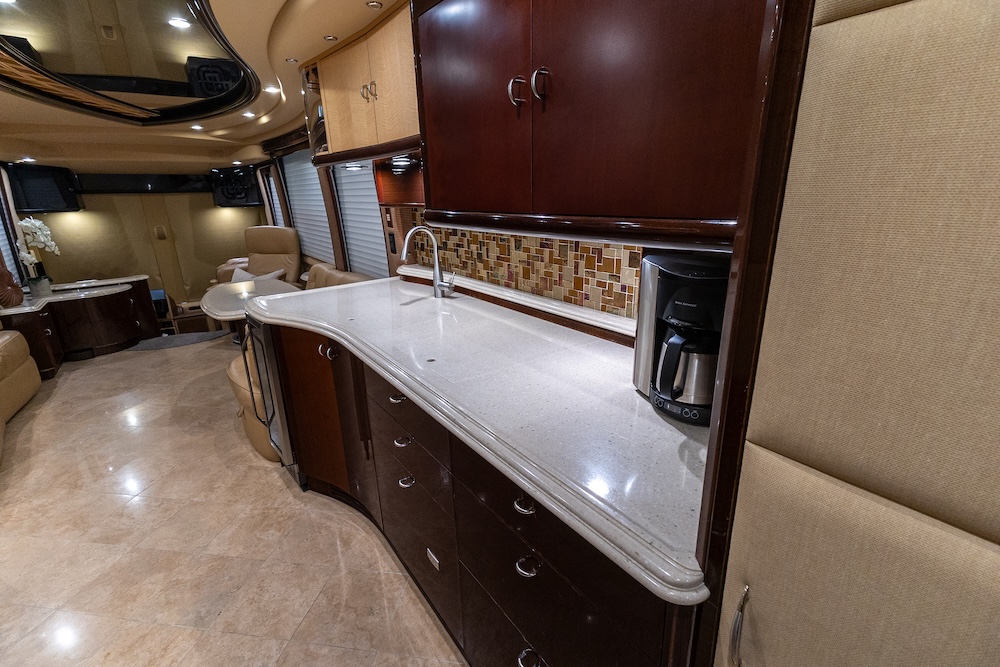 2010 Prevost Liberty H3-45 For Sale