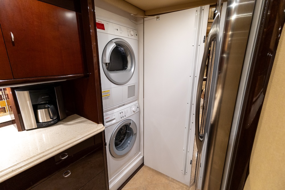 2010 Prevost Liberty H3-45 For Sale