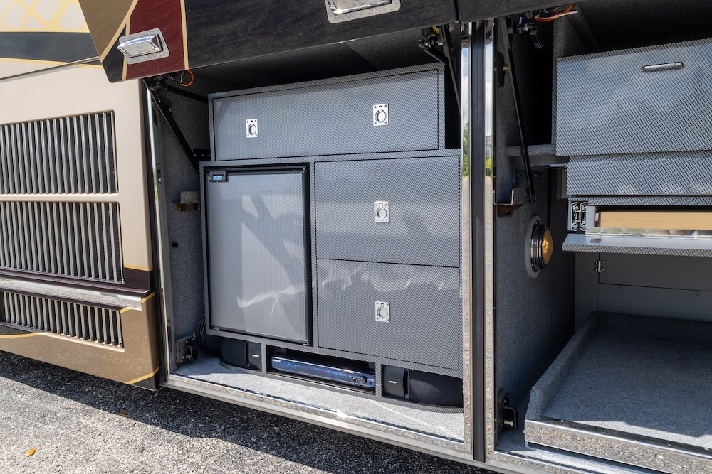 2010 Prevost Liberty H3-45 For Sale