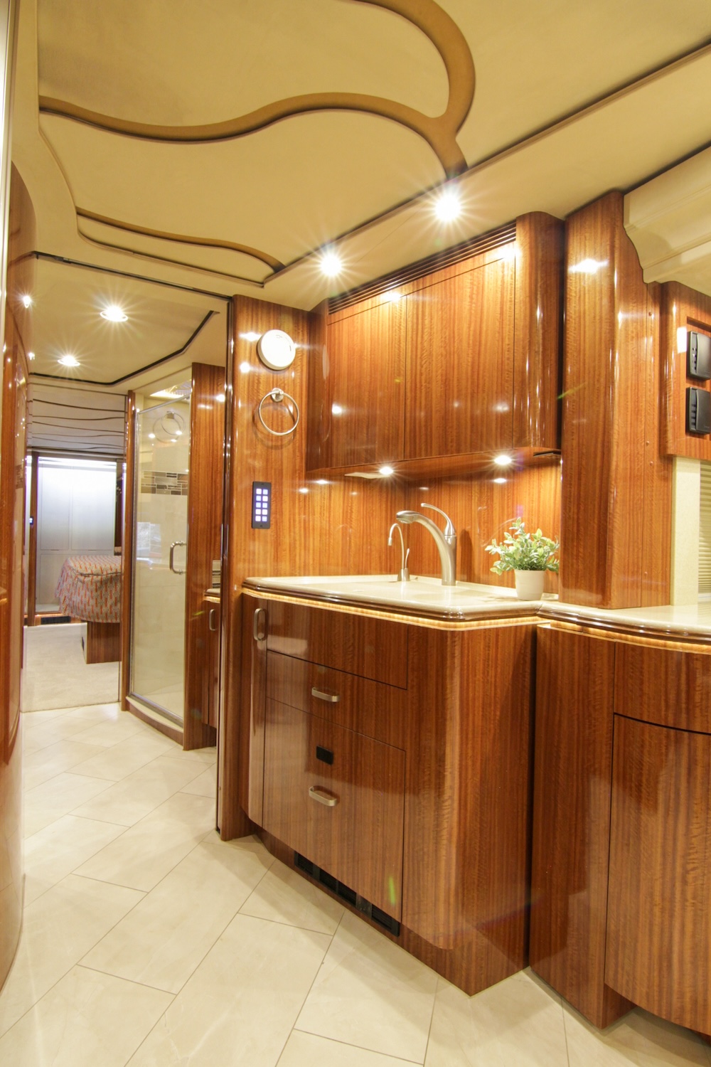 2010 Prevost Marathon H3-45 For Sale