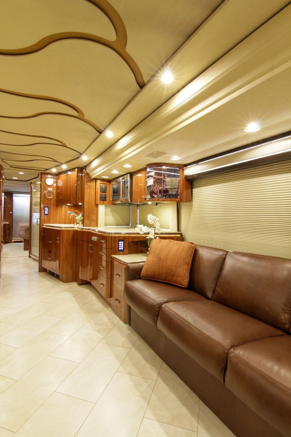 2010 Prevost Marathon H3-45 For Sale