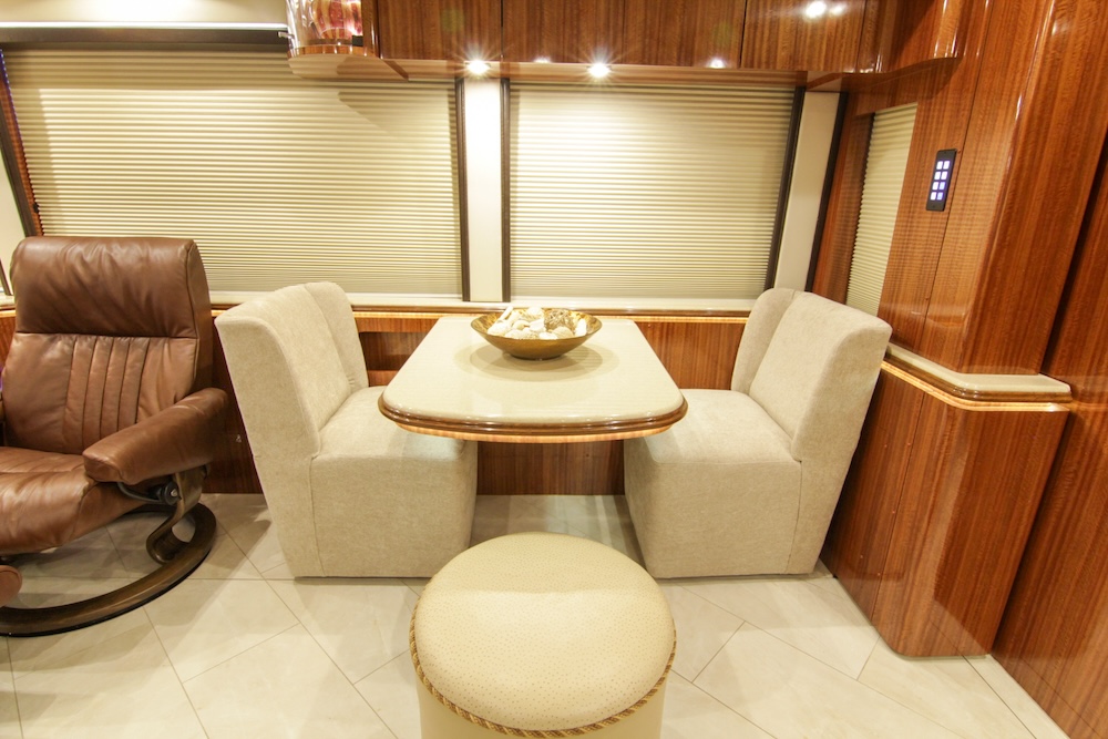 2010 Prevost Marathon H3-45 For Sale