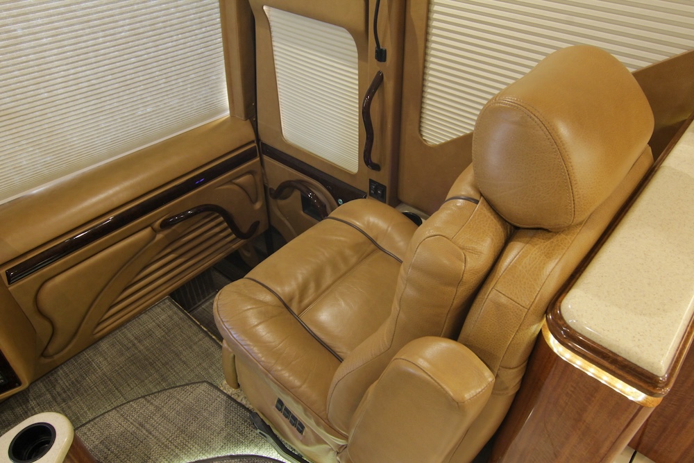 2010 Prevost Marathon H3-45 For Sale