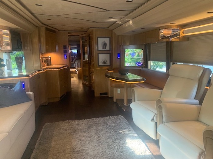 2010 Prevost Marathon XLII For Sale