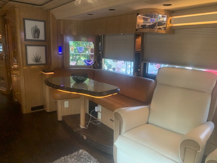 2010 Prevost Marathon XLII For Sale