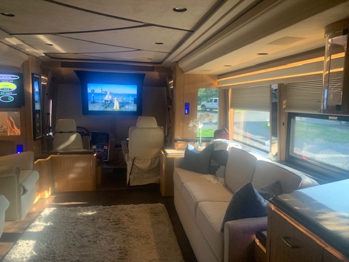 2010 Prevost Marathon XLII For Sale