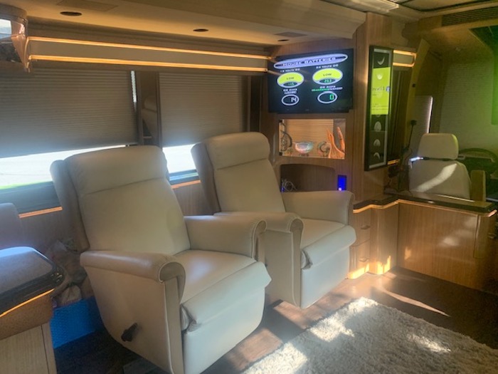 2010 Prevost Marathon XLII For Sale