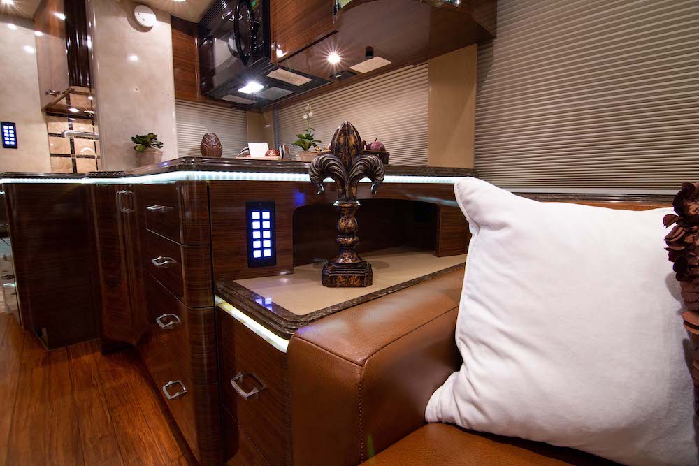 2010 Prevost Marathon XLII For Sale